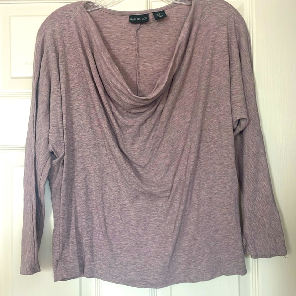 Scoop neck top